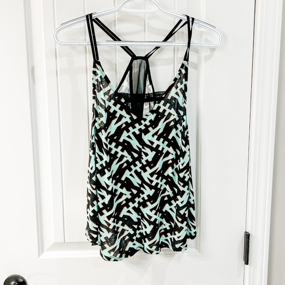 Urban Outfitters Silence + Noise Green Graphic Print Racerback Tank Top Small - Picture 3 of 9